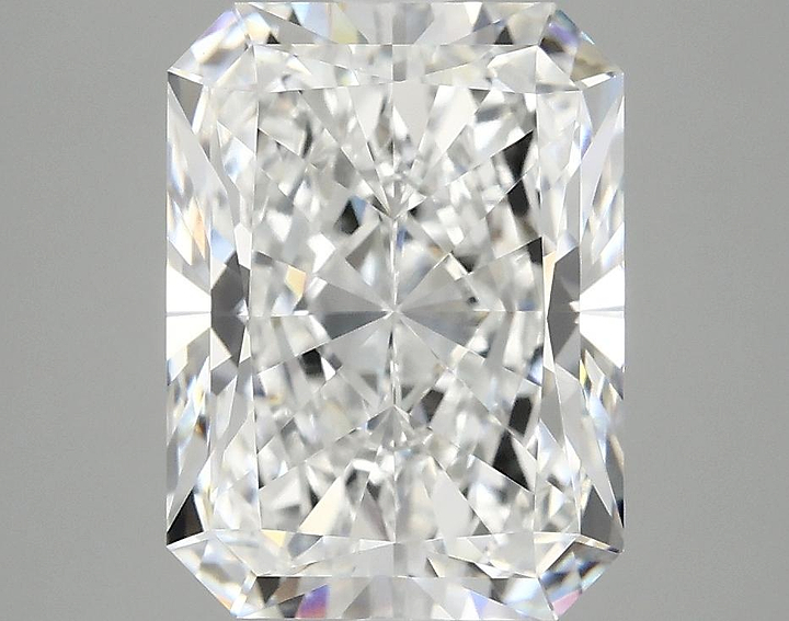 4.04 Carat Radiant Shaped Excellent Cut VVS2 IGI Certified Lab Grown Diamond