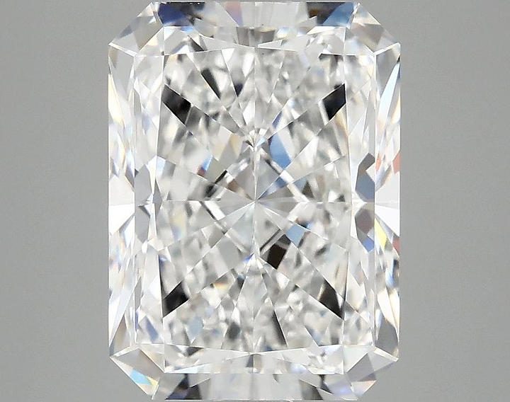 4.05 Carat Radiant Shaped Excellent Cut VVS2 IGI Certified Lab Grown Diamond