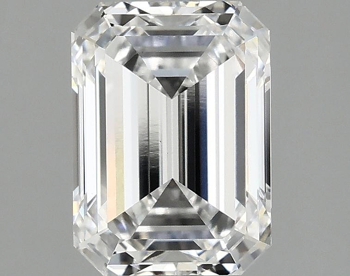 2.1 Carat Emerald Shaped Excellent Cut VS1 IGI Certified Lab Grown Diamond