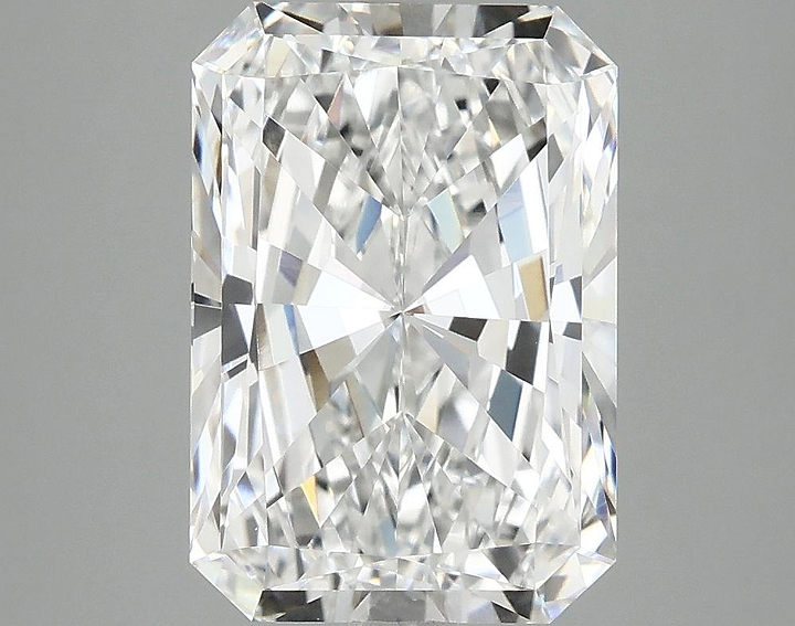 3.97 Carat Radiant Shaped Ideal Cut VVS2 IGI Certified Lab Grown Diamond
