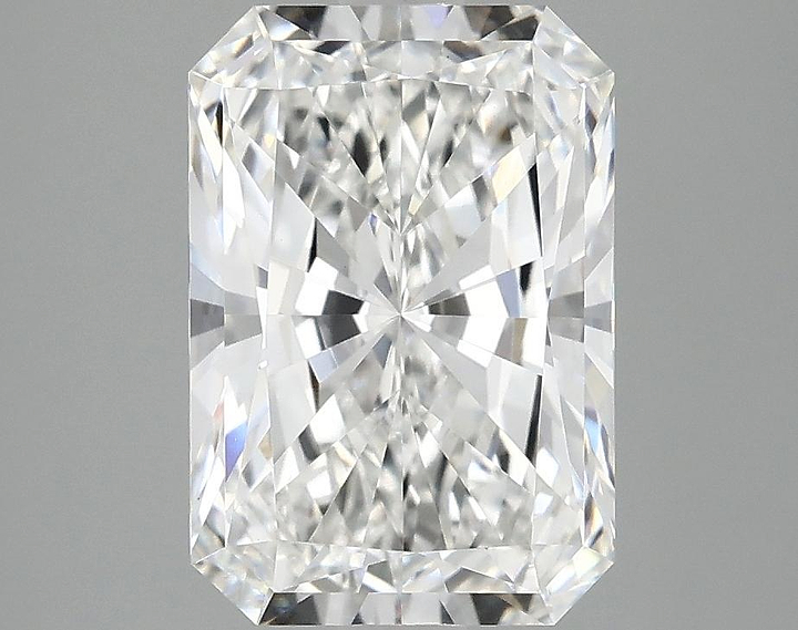 3.05 Carat Radiant Shaped Ideal Cut VVS2 IGI Certified Lab Grown Diamond