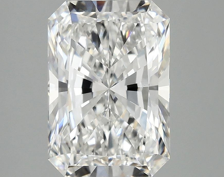 2.95 Carat Radiant Shaped Ideal Cut VVS2 IGI Certified Lab Grown Diamond