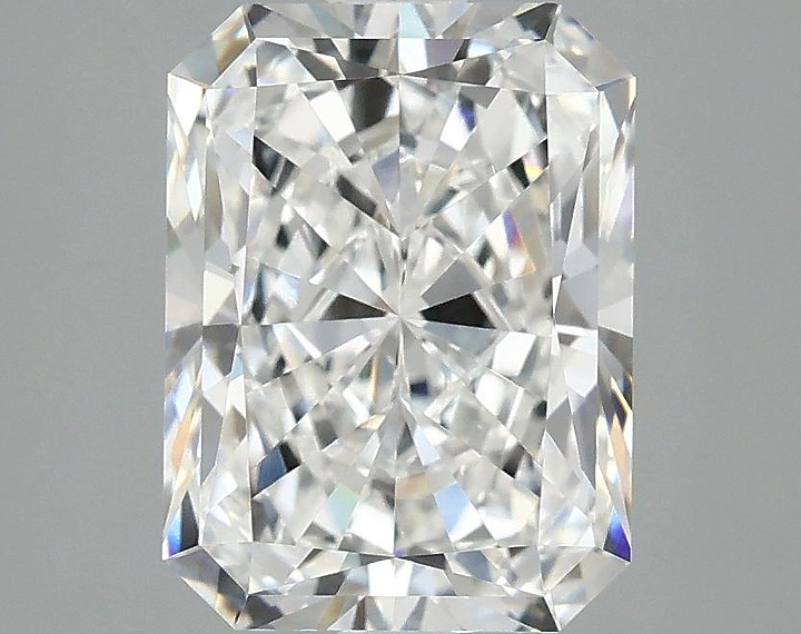 2.93 Carat Radiant Shaped Excellent Cut VVS2 IGI Certified Lab Grown Diamond