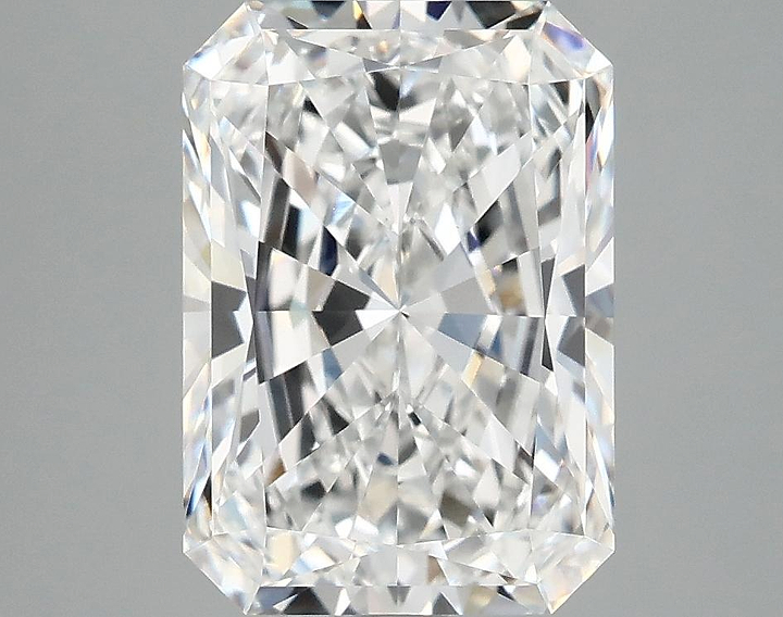 4.01 Carat Radiant Shaped Ideal Cut VVS2 IGI Certified Lab Grown Diamond
