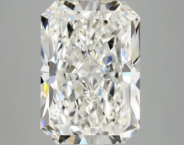 4.05 Carat Radiant Shaped Ideal Cut VVS2 IGI Certified Lab Grown Diamond