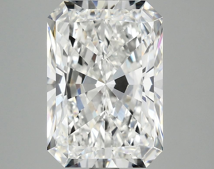 4.09 Carat Radiant Shaped Ideal Cut VVS2 IGI Certified Lab Grown Diamond
