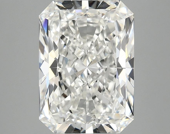 3.07 Carat Radiant Shaped Ideal Cut VVS2 IGI Certified Lab Grown Diamond