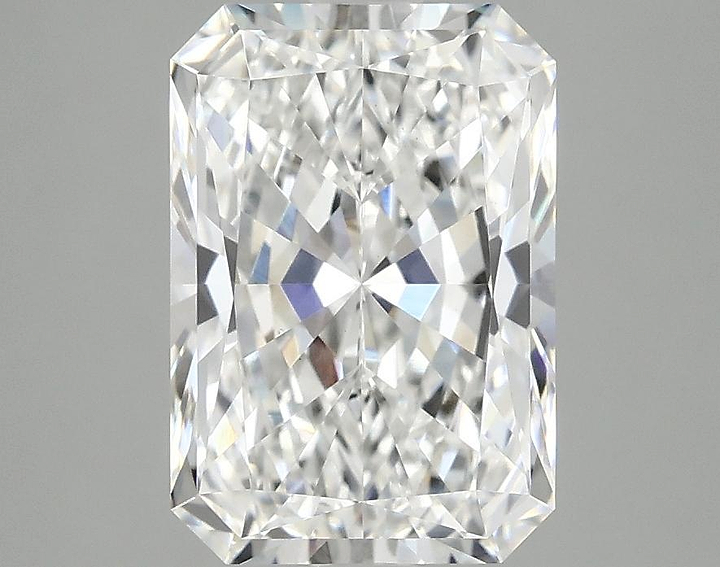 3.03 Carat Radiant Shaped Ideal Cut VS1 IGI Certified Lab Grown Diamond
