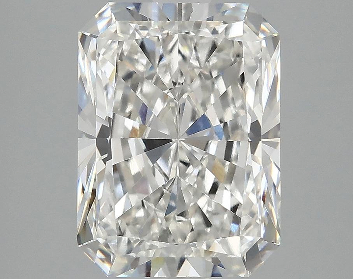 3.08 Carat Radiant Shaped Excellent Cut VS1 IGI Certified Lab Grown Diamond