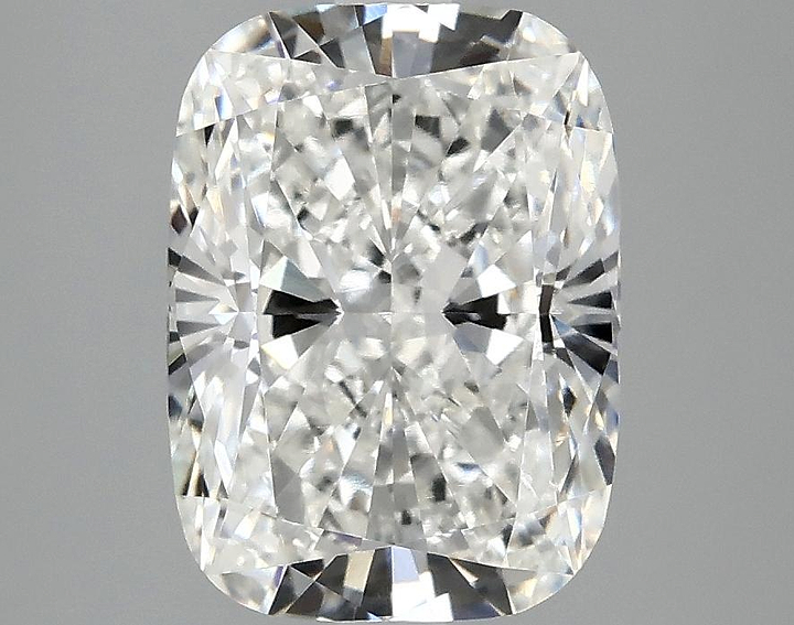 3.1 Carat Cushion Shaped Excellent Cut VVS2 IGI Certified Lab Grown Diamond