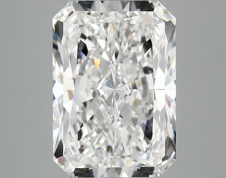 4.02 Carat Radiant Shaped Ideal Cut VVS2 IGI Certified Lab Grown Diamond