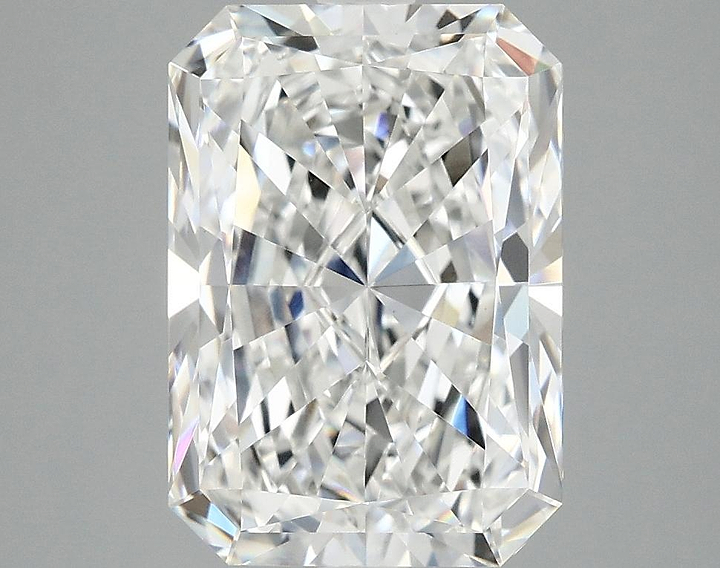 4.07 Carat Radiant Shaped Ideal Cut VVS2 IGI Certified Lab Grown Diamond