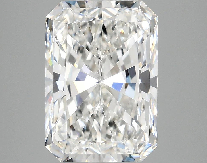 3.8 Carat Radiant Shaped Ideal Cut VVS2 IGI Certified Lab Grown Diamond