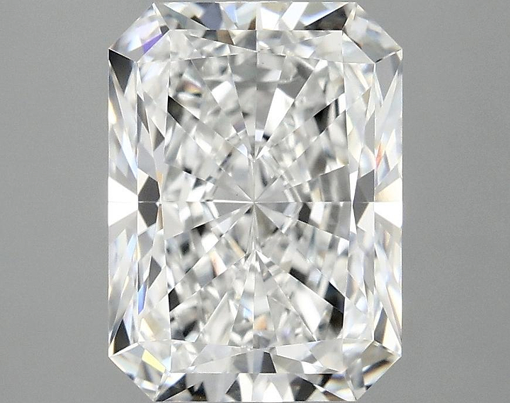 3.06 Carat Radiant Shaped Excellent Cut VVS2 IGI Certified Lab Grown Diamond