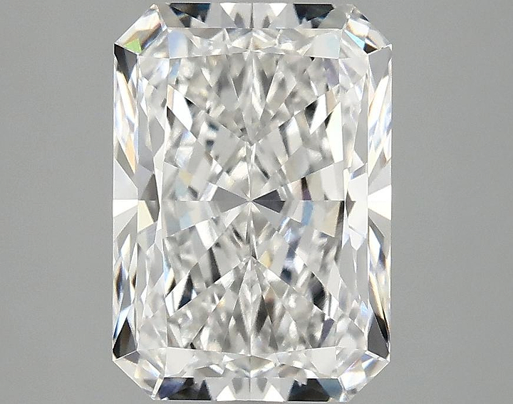 2.99 Carat Radiant Shaped Ideal Cut VVS2 IGI Certified Lab Grown Diamond