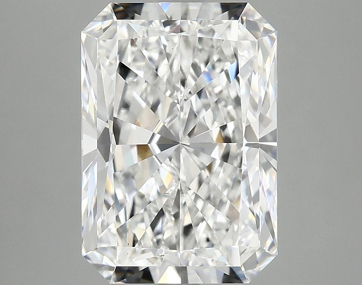 4.07 Carat Radiant Shaped Ideal Cut VS1 IGI Certified Lab Grown Diamond