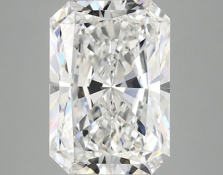 4.07 Carat Radiant Shaped Ideal Cut VVS2 IGI Certified Lab Grown Diamond