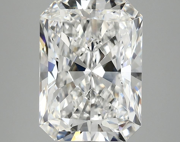 4.1 Carat Radiant Shaped Excellent Cut VVS2 IGI Certified Lab Grown Diamond