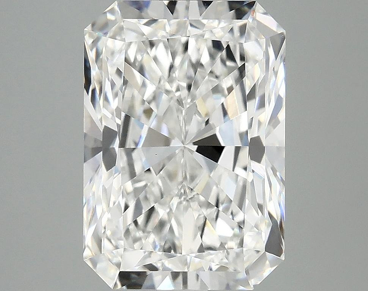 4.06 Carat Radiant Shaped Ideal Cut VVS2 IGI Certified Lab Grown Diamond