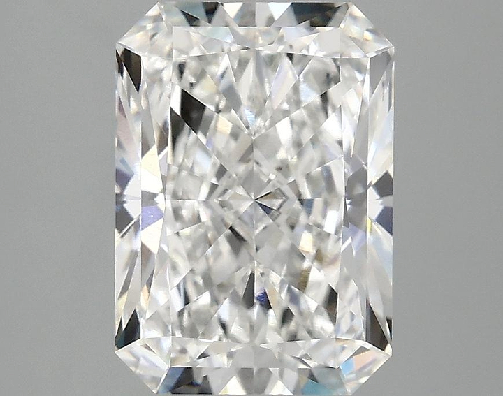 3.03 Carat Radiant Shaped Ideal Cut VVS2 IGI Certified Lab Grown Diamond