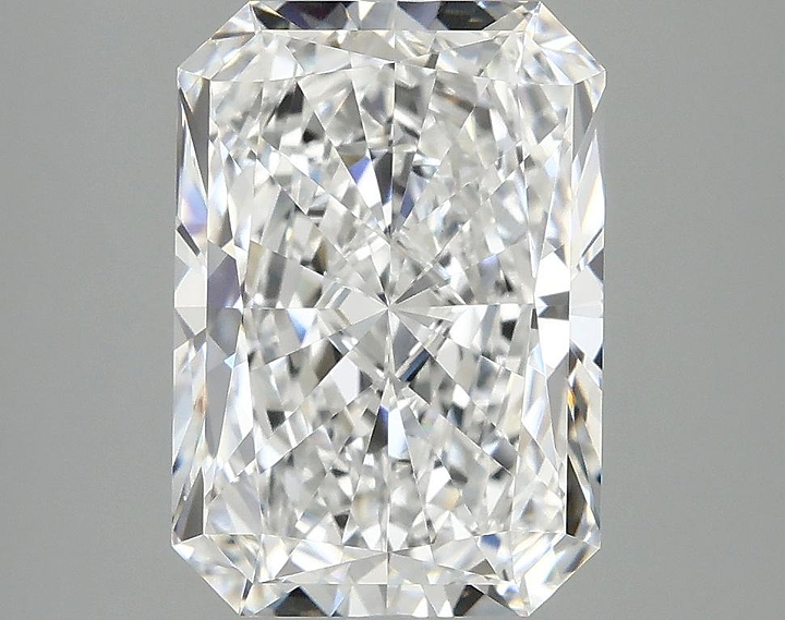 4.04 Carat Radiant Shaped Ideal Cut VVS2 IGI Certified Lab Grown Diamond