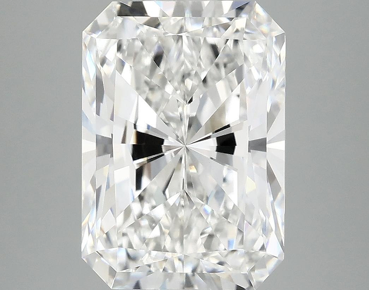 4.99 Carat Radiant Shaped Ideal Cut VVS2 IGI Certified Lab Grown Diamond