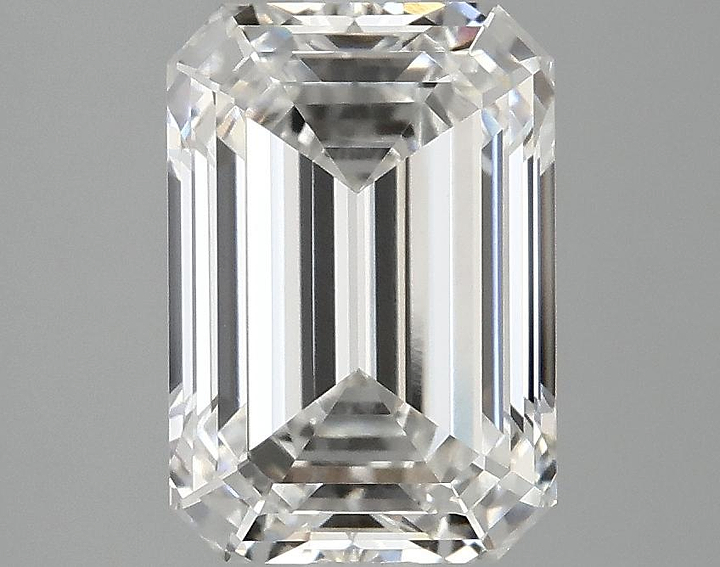 3.1 Carat Emerald Shaped Ideal Cut VS1 IGI Certified Lab Grown Diamond