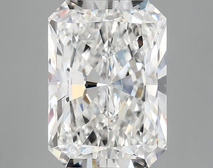 3.87 Carat Radiant Shaped Ideal Cut VVS2 IGI Certified Lab Grown Diamond