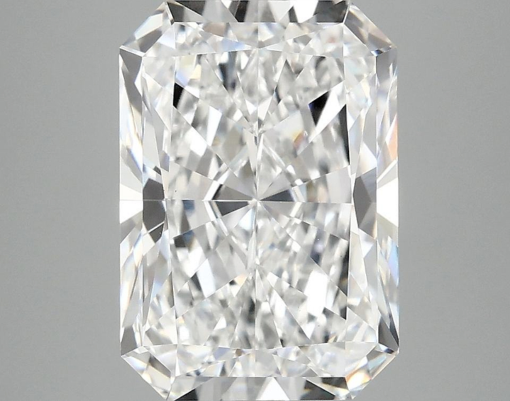 4.02 Carat Radiant Shaped Ideal Cut VVS2 IGI Certified Lab Grown Diamond