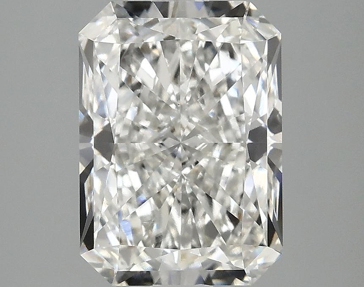 2.87 Carat Radiant Shaped Ideal Cut VS2 IGI Certified Lab Grown Diamond