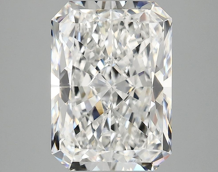 4.05 Carat Radiant Shaped Ideal Cut VVS2 IGI Certified Lab Grown Diamond
