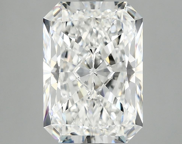 4.1 Carat Radiant Shaped Ideal Cut VVS2 IGI Certified Lab Grown Diamond