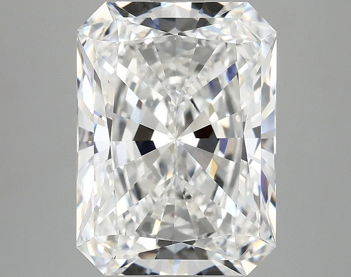 4.17 Carat Radiant Shaped Excellent Cut VVS2 IGI Certified Lab Grown Diamond