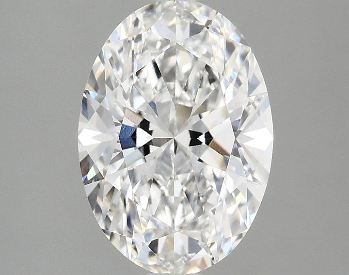 2.1 Carat Oval Shaped Ideal Cut VVS2 IGI Certified Lab Grown Diamond