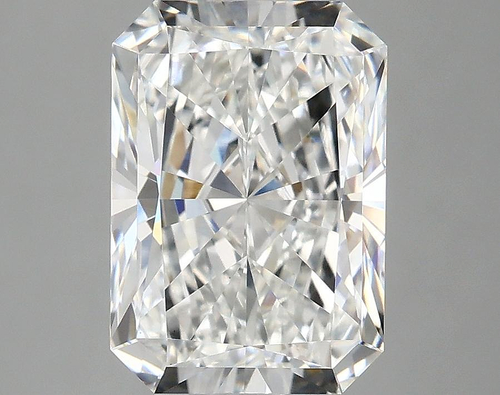 3.07 Carat Radiant Shaped Ideal Cut VS1 IGI Certified Lab Grown Diamond