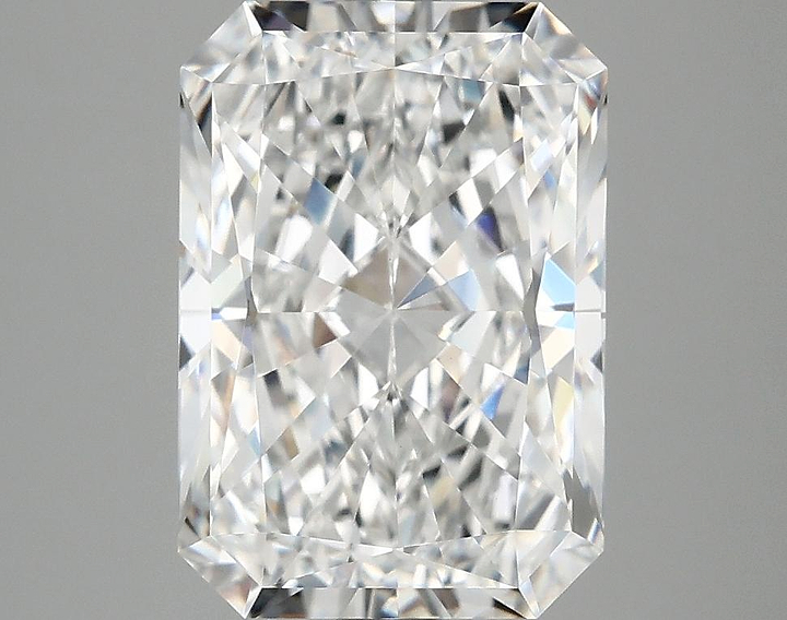 4.11 Carat Radiant Shaped Ideal Cut VVS2 IGI Certified Lab Grown Diamond