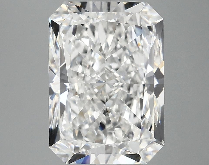4.12 Carat Radiant Shaped Ideal Cut VVS2 IGI Certified Lab Grown Diamond