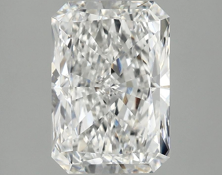 2.99 Carat Radiant Shaped Ideal Cut VVS2 IGI Certified Lab Grown Diamond