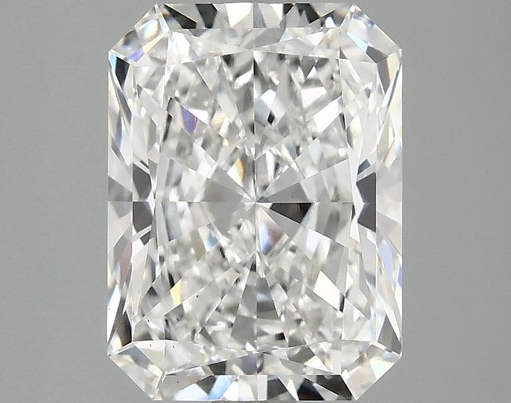 3.06 Carat Radiant Shaped Excellent Cut VS2 IGI Certified Lab Grown Diamond