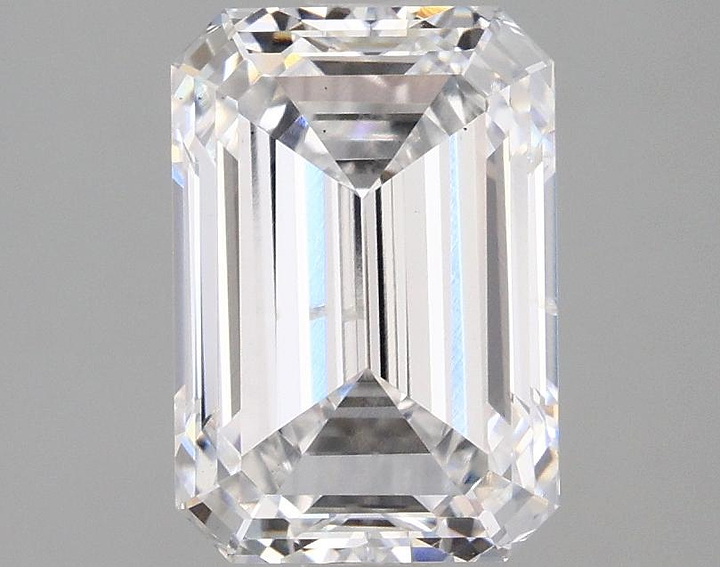 2.67 Carat Emerald Shaped Ideal Cut SI1 IGI Certified Lab Grown Diamond