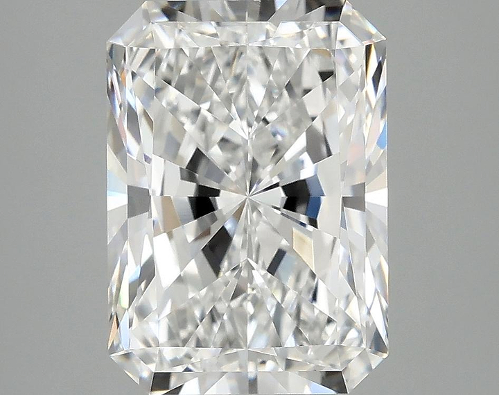 4.06 Carat Radiant Shaped Ideal Cut VVS2 IGI Certified Lab Grown Diamond