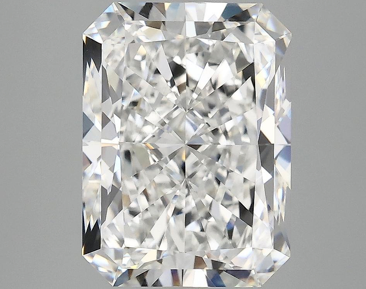 4.01 Carat Radiant Shaped Excellent Cut VVS1 IGI Certified Lab Grown Diamond