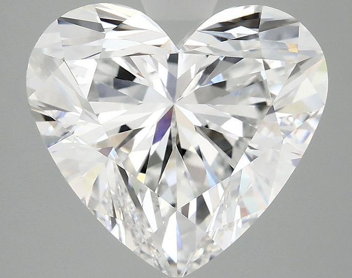 5.08 Carat Heart Shaped Ideal Cut VS1 IGI Certified Lab Grown Diamond