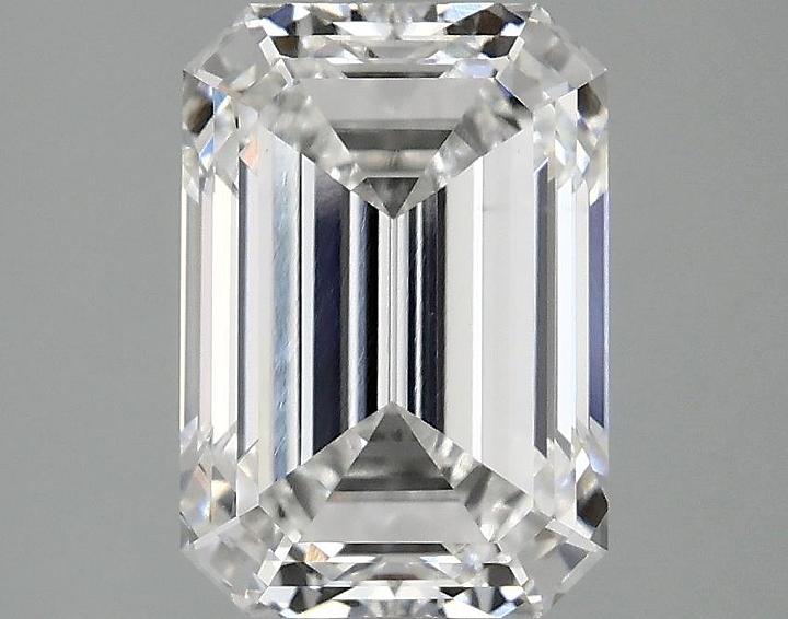 3.08 Carat Emerald Shaped Ideal Cut VS1 IGI Certified Lab Grown Diamond