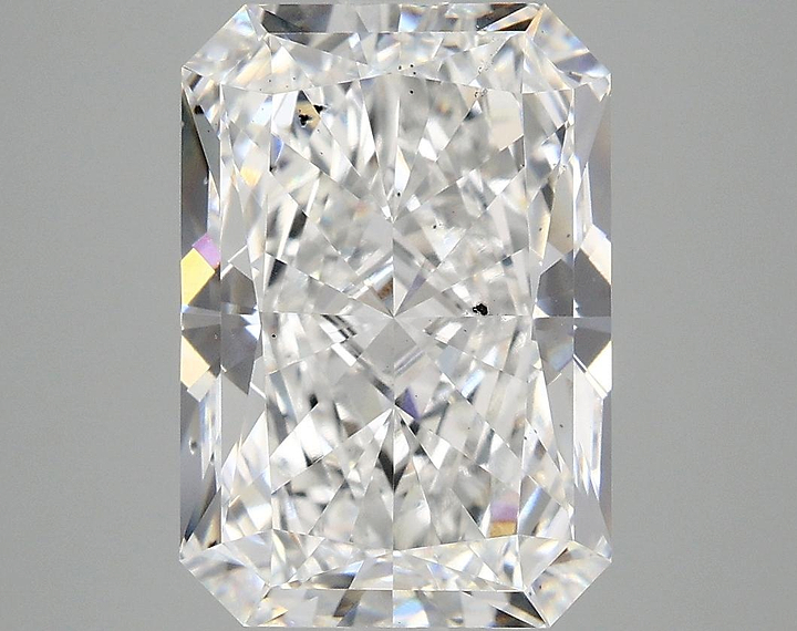 4.88 Carat Radiant Shaped Ideal Cut SI1 IGI Certified Lab Grown Diamond
