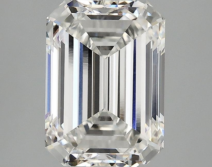 2.99 Carat Emerald Shaped Ideal Cut VVS2 IGI Certified Lab Grown Diamond
