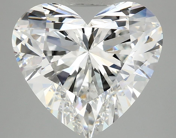 5.09 Carat Heart Shaped Ideal Cut VS2 IGI Certified Lab Grown Diamond