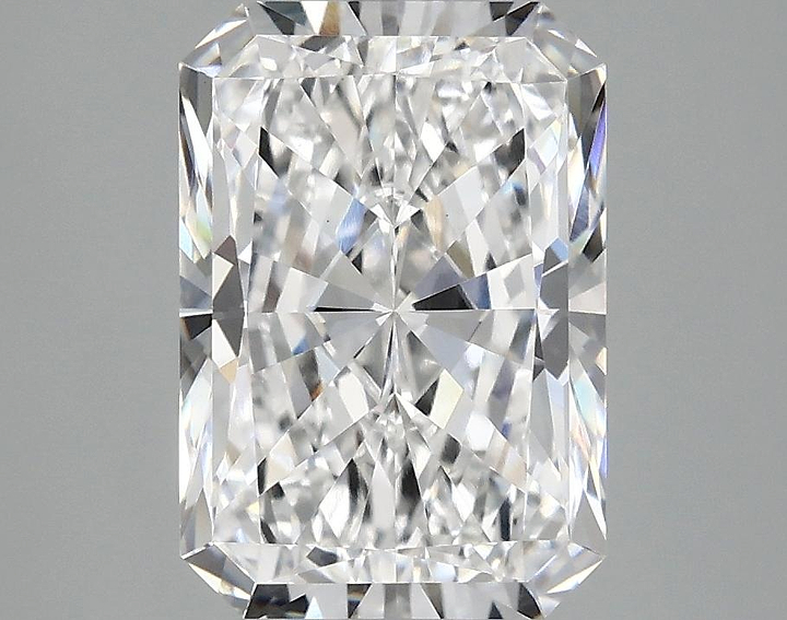 3.08 Carat Radiant Shaped Ideal Cut VS1 IGI Certified Lab Grown Diamond