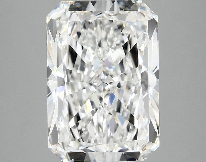 4.88 Carat Radiant Shaped Ideal Cut VVS2 IGI Certified Lab Grown Diamond