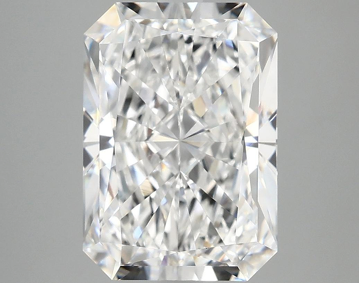 4.86 Carat Radiant Shaped Ideal Cut VVS2 IGI Certified Lab Grown Diamond